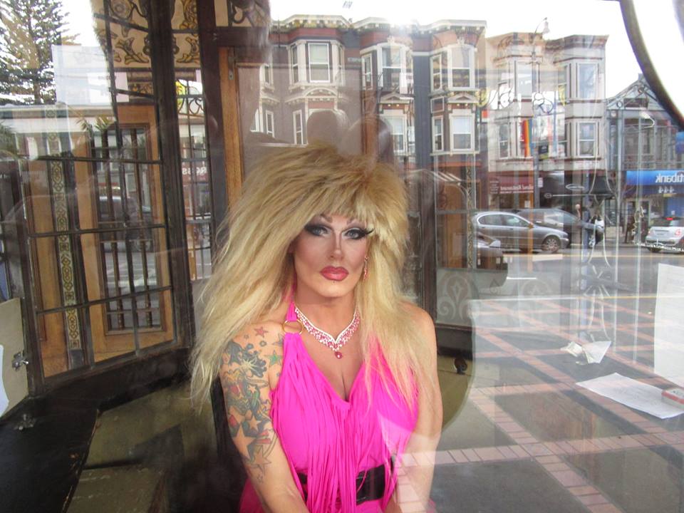 28959260_10215505622980022_5125590164042678272_n