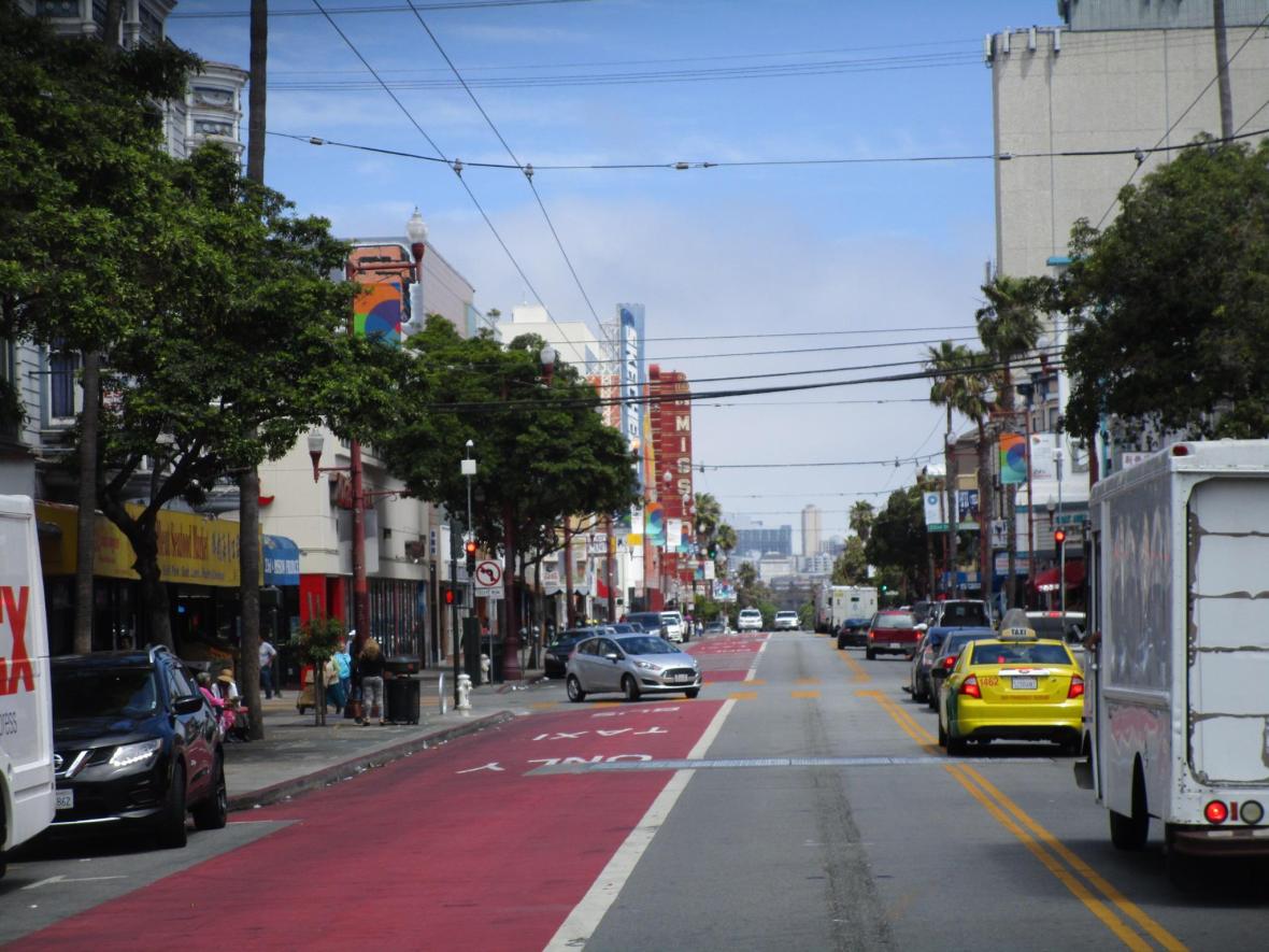 37350868_10216533641439841_575763365578670080_o