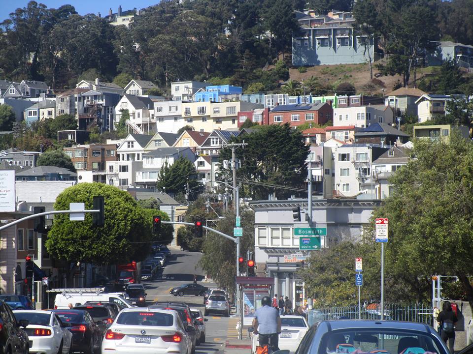 39861867_10216816727716821_7989312483993059328_n