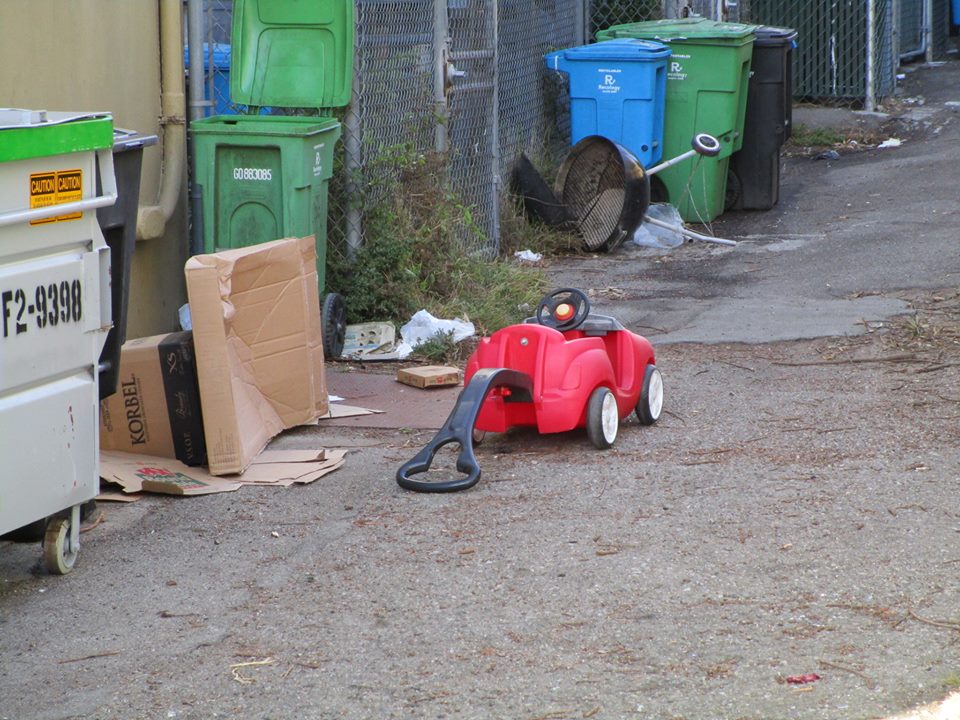 42752895_10217100995503338_2339497217598947328_n